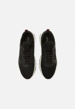 Pier One Unisex - Sneakers Laag - Black/White -Schoenen Verkoop 1080a7dccd1b41bfb8c11eb2d0bdfeae