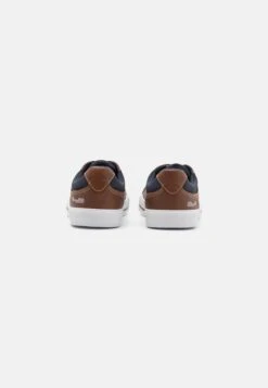 Pier One Sneakers Laag - Brown -Schoenen Verkoop 2a48f8c6eaf248f1903d3df00d2eaf9d