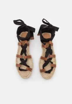 Pier One Leather - Sandalen Met Plateauzool - Black -Schoenen Verkoop 33efe5963cca4c438680977f9fb9581d