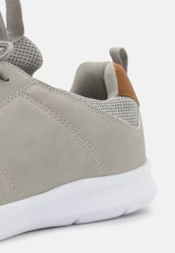 Pier One Sneakers Laag - Light Grey -Schoenen Verkoop 352a51dd935a42d4b948d56413b28ca7