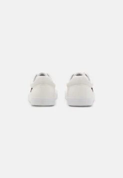 Pier One Unisex - Sneakers Laag - White -Schoenen Verkoop 4875ff60289d451696f32d2c44634d4c
