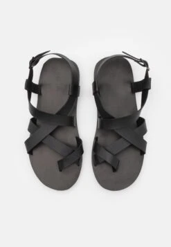 Pier One Teensandalen - Black -Schoenen Verkoop 6818b30d26474e658a275654bdec1e84
