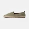 Pier One Rena Espadrille Unisex - Espadrilles - Olive -Schoenen Verkoop 72c058eac6254d3ca7dfcd64895f6fd7