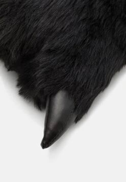 Pier One Pantoffels - Black 13 Pier One Pantoffels - Black -Schoenen Verkoop 796914552fcb4fcaac1e33068a36c27f