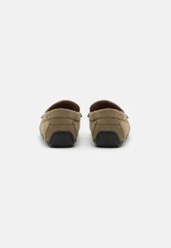 Pier One Unisex - Mocassins - Olive -Schoenen Verkoop 83d1f5a6a06847da9775750cb73a9d57