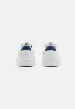 Pier One Unisex - Sneakers Laag - White -Schoenen Verkoop 93e13f9726664f7eb7a2f449e1f27c05