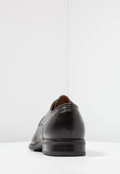 Pier One Leather - Veterschoenen - Black 14 Pier One Leather - Veterschoenen - Black -Schoenen Verkoop c2d680b2a8c54540a2822fc3256389d3