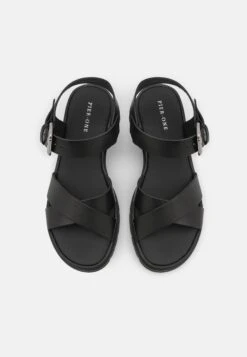 Pier One Leather - Sandalen - Black 11 Pier One Leather - Sandalen - Black -Schoenen Verkoop d342e7cd794d4e4a9a74fdaaf4297a3f
