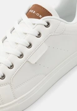 Pier One Sneakers Laag - White -Schoenen Verkoop deb0204c481f45328622c04006a03e30