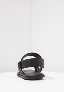 Pier One Sandalen - Black -Schoenen Verkoop e819b7c59f5a477281c4a36bc41d12ad