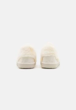 Pier One Pantoffels - White -Schoenen Verkoop e95c473c042849e39cad888ba96babb2