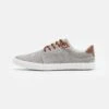 Pier One Unisex - Sneakers Laag - Light Grey 1 Pier One Unisex - Sneakers Laag - Light Grey -Schoenen Verkoop fa3455bcb8014f2fa0b8ab23f1a9bc93