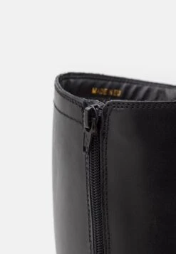 Pier One Leather- Laarzen Met Hoge Hak - Black -Schoenen Verkoop fa76bf5d5bfb436580fa527b0b4b93cf