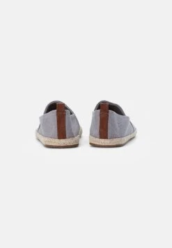 Pier One Rena Espadrille Unisex - Espadrilles - Light Grey -Schoenen Verkoop fe23b761b30844ac92e7eccfef327beb