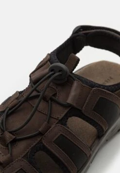 Pier One Leather - Outdoorsandalen - Brown -Schoenen Verkoop fe4ac8c516524342a23bf7dfc5e9f947